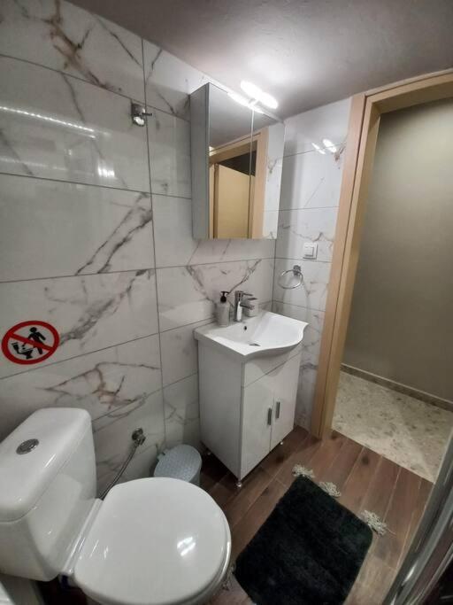 Kassandrou Deluxe Apartment Thessaloniki Exterior photo